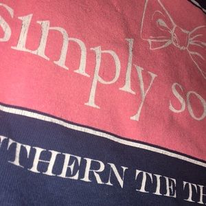NWOT SIMPLY SOUTHERN TEE
